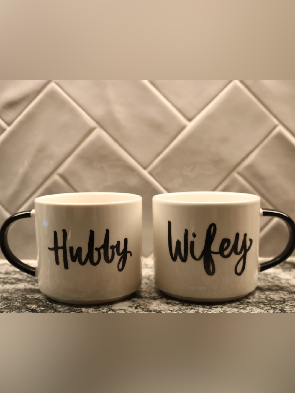 Set of 2 Couples Mugs “Hubby” & “Wifey”